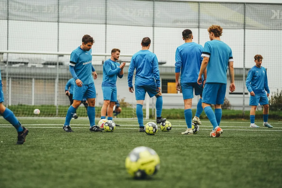 华体会 · 体育栏目服务配图（示意）